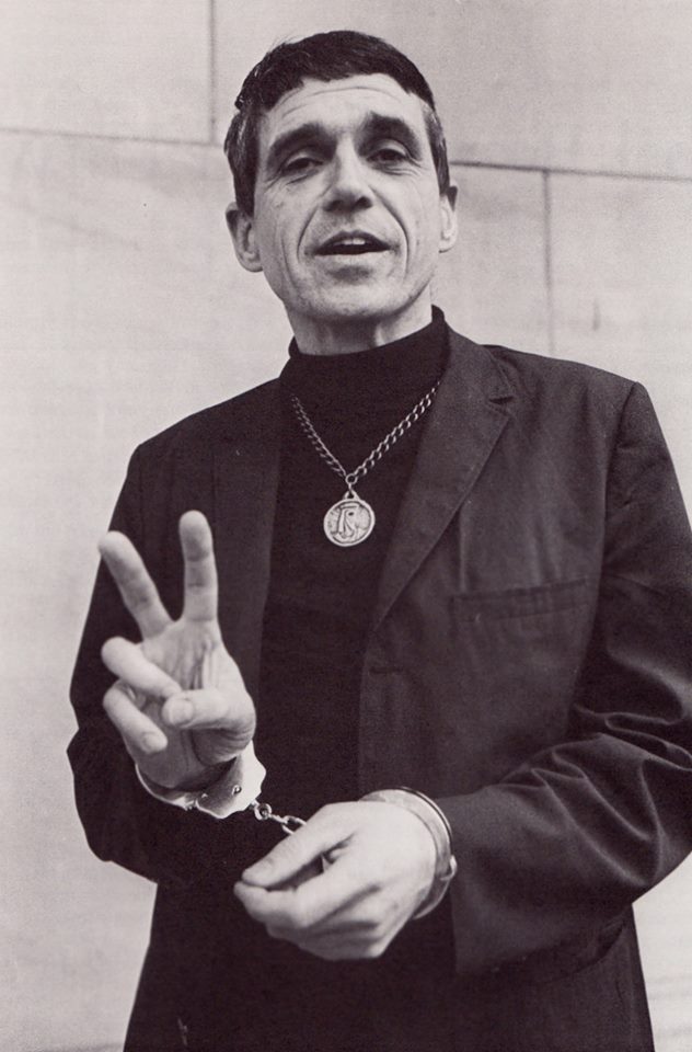 Daniel Berrigan, Presente!